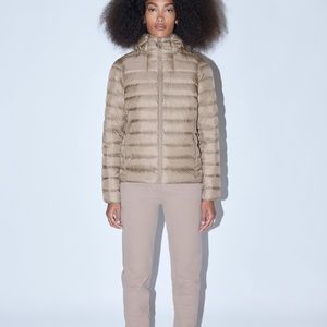 TNA Super Lite Packable Goose Down Puffer in Modern Taupel